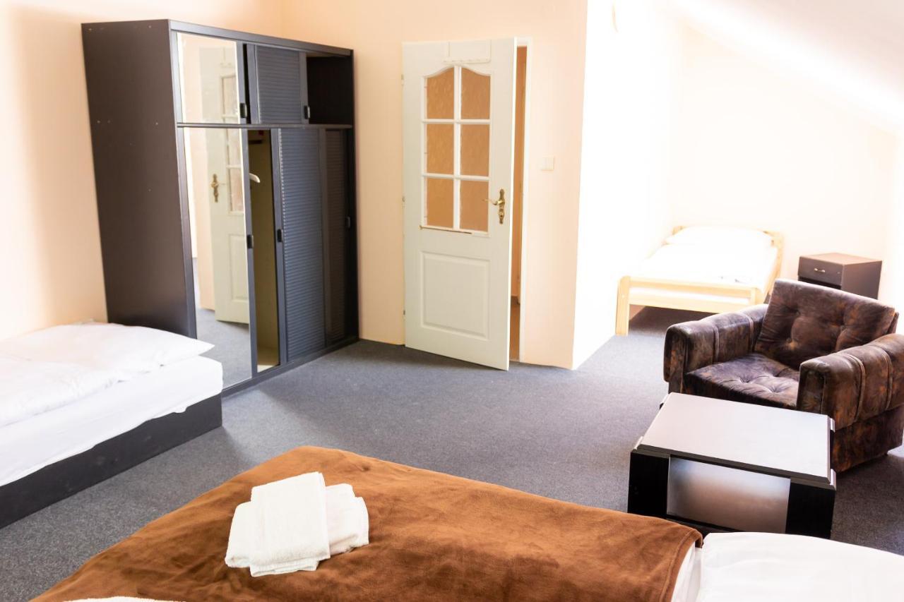 U Prazaka Hotel Bublava Buitenkant foto